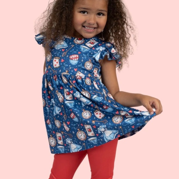 Pete + Lucy NWT Capri Set ALICE IN WONDERLAND - Picture 4 of 9